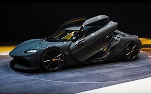 The Show Must Go On - Koenigsegg Gemera发布会