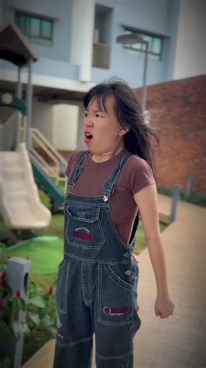 LNS - Anh cảnh sát và cô gái xấu tính || Police man and mean girl #shorts