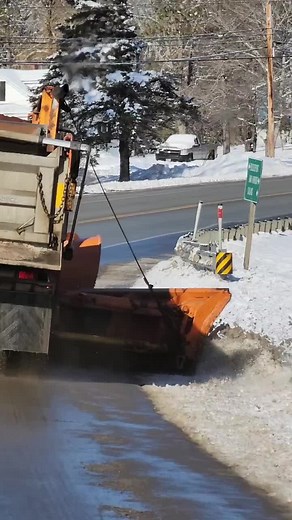 Snow Removal Tools: Dump Truck Wing Blade Plow Road Plowing