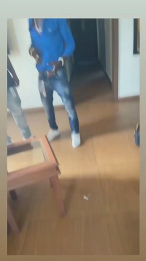 16K views · 573 reactions | Portable meeting olamide for the first time  #ybnl #olamide | YBNL Nations | Facebook