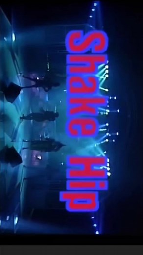 ■Shake Hip! ■米米CLUB ■1986年4月21日リリース ■2枚目のシングル曲 ■文化学院のサークル仲間だった石井竜也、小野田安秀、大久保謙作 により、 卒業後の1982年秋に結成。 アマチュア時代から積極的にメディア出演を繰り返し、1985年にレコードデビュー。 #Shake Hip! #米米CLUB #米米クラブ #カールスモーキー石井 #石井竜也 #Japanese Music #Japanese Pop #fyp @友達 💃