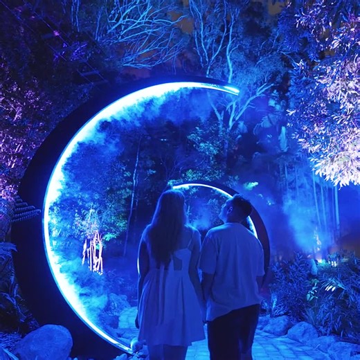 Walk through Astra Lumina and watch native bushland transform into a celestial light trail, where stars drift around you and the cosmos feels close enough to touch. ✨ This is how the Gold Coast does stargazing. Book your tickets now ⭐️ | Astra Lumina Gold Coast