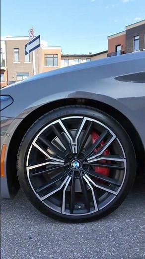 BMW M550i | Twin-Turbo V8 Power 🔥