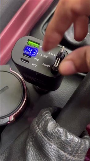 Charger Mobil Charger Mobil 200W Super Fast Charging USB Type C USB Type C 4 Port 4 Port Digital