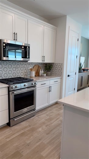 Open Kitchen Design Floor Plan Perfect for Entertaining Family and Friends