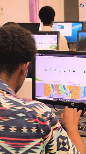 Barashada Computerka wa diyaar waxaan socota isqorista #vocational #sotti #mogadishu #farsamada_gacanta #farsamada_hala_barto