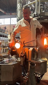 88K views · 1.6K reactions | Herstellung Lotus Schale ✨ | Glasi Hergiswil | Facebook