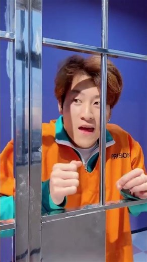 Building Wooden Log Cabin in Forest Survival House Videos Step by Step"04 #shorts