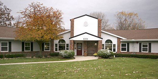 Janesville Memory Care in Wisconsin - Our House Senior Living