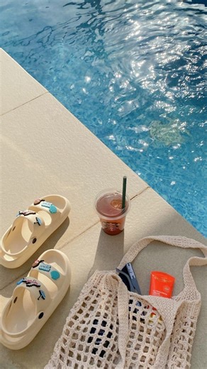 154K views · 1.8K reactions | surprised my dad with his first vacation.凉懶 This is such a full circle moment, a couple of months ago I promised him to work hard enough to afford a trip & man it’s happening, oh God is good! #packing #vacation #holiday #getaway #surpise #fatherdaughter | Grace lifestyle • motivation | Facebook