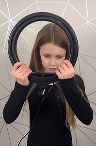 49K views · 172 reactions | Want some #worldbookday inspo!!!??? Check our Cruella tutorial over on YouTube 殺 https://youtu.be/q1Mgw3UzMRw | Sweethearts Hair | Facebook