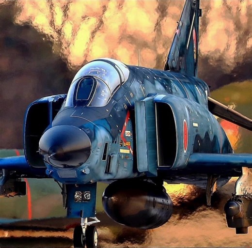 JASDF RF-4E Phantom up close | F-4 Pʜᴀɴᴛᴏᴍ II ɪs ᴍʏ ғᴀᴠᴏʀɪᴛᴇ ʙɪʀᴅ