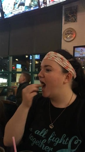 Throwback to when I tried the Triple Atomic Challenge at Quaker Steak 🤣🤣 I don’t like hot stuff and you can literally see my face get red haha | Veronica Rodriguez