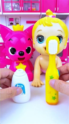 asmr unboxing minnie mouse & pinkfong bath toy set | satisfying toy play mini kitchen set #shorts