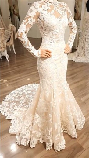 Elegant Lace Mermaid Wedding Dress 🤍 Timeless Bridal Beauty