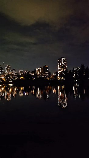 27 reactions · 31 comments | "Under the night sky, Lost Lagoon reflects a world of dreams." #jennoelesguerra #visitbc #visitcanada #vancouver #lostlagoon #stanleypark #night | Jennoel Esguerra | Facebook