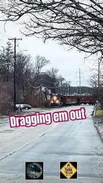 #trains #trainspoting #trainchase #trainlovers #railfanning #csxtrain #csxt #railfan #locomotive