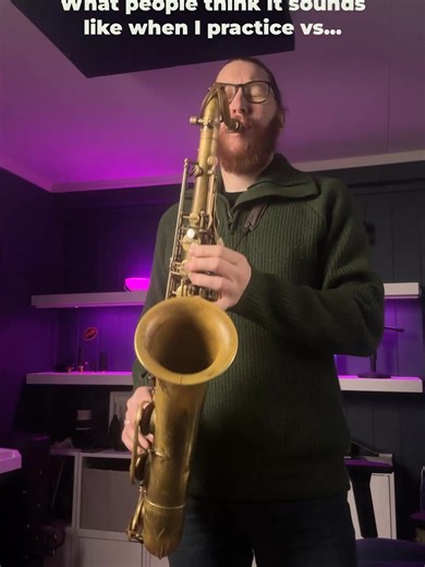 What people think practicing the saxophone sounds like, vs what it ACTUALLY sounds like! Watch this before you enter into a relationship with a saxophone player 😅🎷 #saxophone