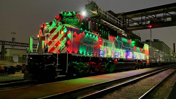 Tickets for Metra's famous Holiday Trains through Chicago suburbs go on sale: Here's where they stop