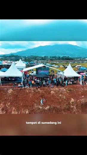 13K views · 347 reactions | West Java Championship Motocross Grasstrack yang juga Kejurda 2025 di Sirkuit Cambora Desa Raharja, Tanjungsari bukan hanya tentang olahraga ekstrem pencandu adrenalin. Balapan motor di arena offroad memiliki multiple efeck, hiburan masyarakat juga penggerak ekonomi, UMKM tumbuh, dan Sumedang makin dikenal luas. #motorcross #sumedang | Dony Ahmad Munir | Facebook
