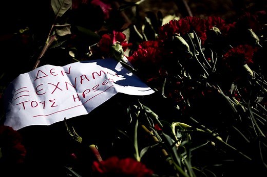 10 σπουδαία ποιήματα για το Πολυτεχνείο