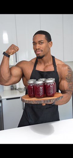 This is the best homemade pre-workout drink🥤. Guaranteed big energy and high level performance all from natural foods. | Josh Bailey