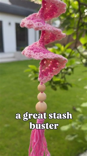 Quick and easy crochet project - wind spinner #crochet #easycrochet
