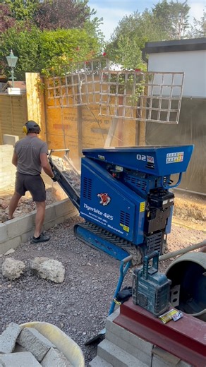 The Tigerbite 425 Mini Crusher isn’t just compact – it’s a workhorse. Whether you’re clearing rubble on a building site or recycling waste for landscaping, this machine makes light work of tough material. ✅ Tracked for easy movement across site ✅ Powerful jaw for crushing concrete, bricks, and more ✅ Saves money on skips & aggregates It’s built to earn its keep and pay you back with every load. 📞 Call us on (01327) 221850 📧 Email: sales@tigerbiteminicrushers.co.uk #TigerbiteMiniCrushers #Lands