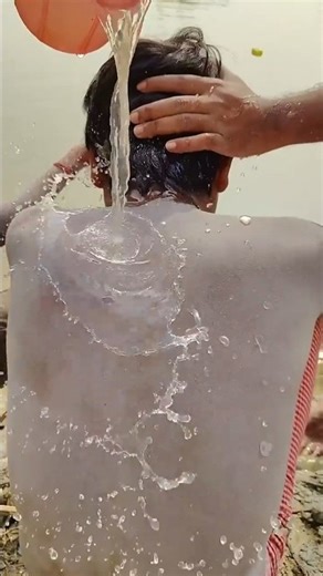 দুটো মানুষকে waterproof বানালাম 💦😱#minivlog #shorts #experiment