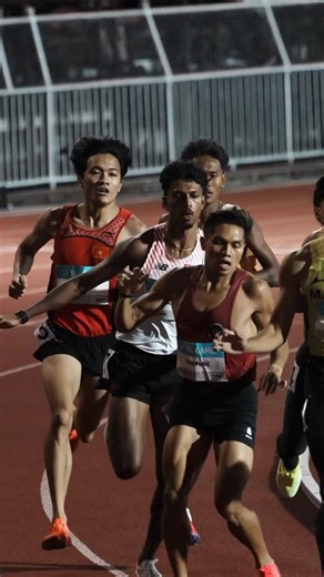 SPORT PLUS MEDIA on Instagram: "Some of the biggest moments that have happened at these Games weren’t coloured gold, silver or bronze. They were in the set backs and defeats that didn’t make the spotlight or mainstream headlines, but mattered just as much to us because we’re proud of our athletes for flying Singapore’s flag high, and the effort and dedication they’ve put into training every single day. The 800m finals yesterday may not have brought about the result @thiruben wanted, but it’s a r