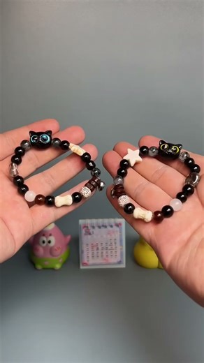 Lockets made with different designs and shapes