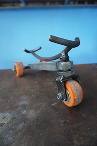 559K views · 6.7K reactions | DIY Flat Tire Rescue: Wheel Puller & Power Booster for Emergency Fixes #reels #instagramreels #feedreels #flattire #wheelpuller #welding #diytools #homemadetools #creativetools #metalworking | Creative Lab | Facebook