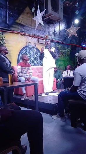 Na grelha com Ladilson Manuel on Reels