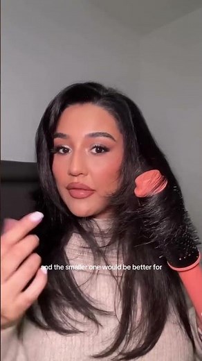 Heated brush transforms thin layers instantly 🤯 #hairstyling #hairtools #shorts #hairtok