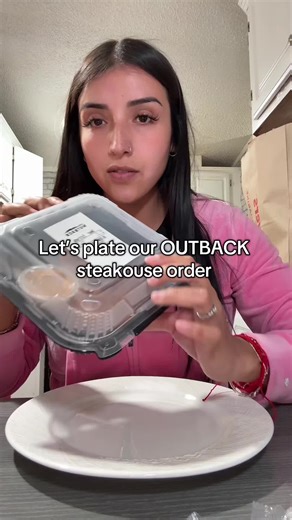 Best Go-To Orders at Outback Steakhouse