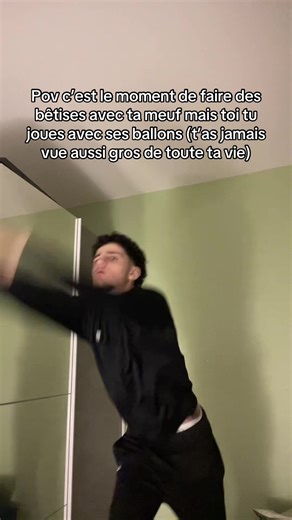 Faire des bêtises avec ta meuf au balcon