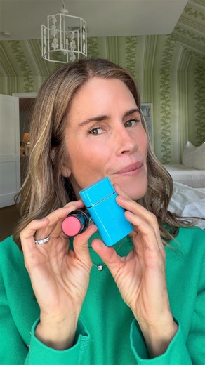 Westman Atelier on Instagram: "Today’s ‘sun-kissed flush’ tutorial is a quick and cheeky take on layering—just in time for Valentine’s Day. All you need is two little products. Apply Sun Tone Bronzing Drops for a touch of sun-kissed warmth. Follow with Baby Cheeks Blush for an authentic, rosy finish. Add this perfect pair to your ❤️ day routine at Westman-Atelier.com."