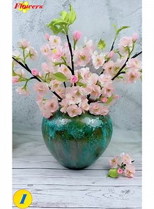 Use ribbon and paper to make eye-catching decorative flowers at home | Flowers