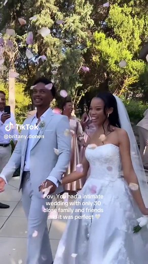 A Perfect Intimate Wedding with Close Family and Friends