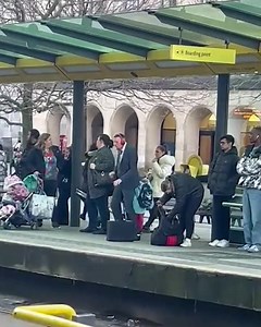 806K views · 9K reactions | How I'll be leaving the office this evening  We've got all the latest tunes in our Dance Music Friday playlist from Schak, Matt Guy, Charlotte Plank, Fred again, Lil Yachty, Overmono, Charli XCX, Jamie Jones and more! Link  mos.lnk.to/DanceMusicFriday | Ministry of Sound | Facebook