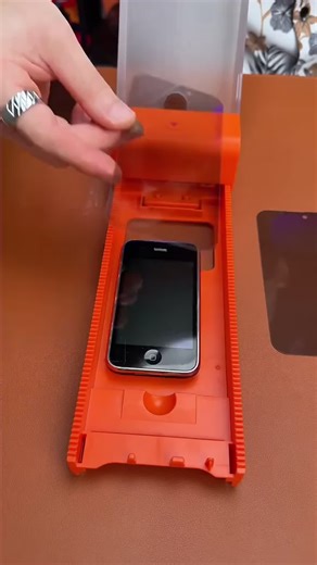 Static-Free Tempered Glass Screen Protector: Genuine Dust-Proof iPhone Shield