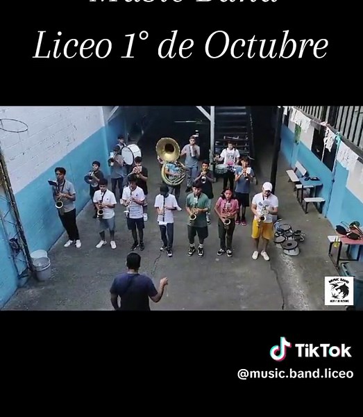 Videos de Music Band Liceo 1° de octubre (@musicbandliceo1deoctubre) con “sonido original - Music Band Liceo 1° de octubre”