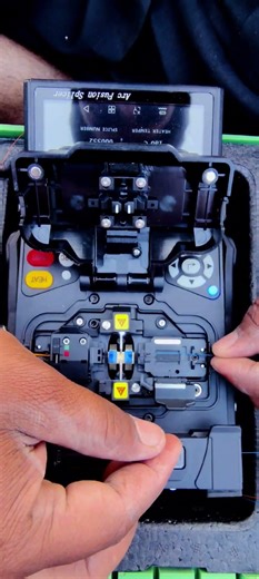 اسلام علیکم دوستو، میں ہوں سر فراز SF Link Network Rahim Yar Khan Professional Fiber Splicing#cteam