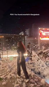 We’re cooking up a one-of-a-kind experience for you this 31st night pool party. 🙌 👉 Sign up: https://forms.gle/eiQDuo58Yq4msuNr5 | The Bubbles