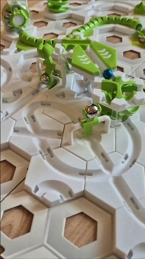 GraviTrax - Bahn ohne Schienen und ohne Höhensteine!