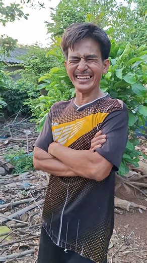 วิ่งๆ🤣🤣 #funny #funny #kingtroll #comedy #trolllife #sstrolls #humor #trolledit #memes #funnyclips