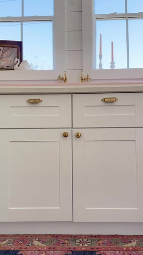 2.1K views · 13 reactions | A favorite Valentine’s Day DIY! This felted heart wreath is so whimsical and cute, and you can make it too! Tutorial in the first comment below! #felt #feltcrafts #woolcrafts #wool #valentineday #valentinediy #needlefelt #needlefelting | Country Peony | Facebook