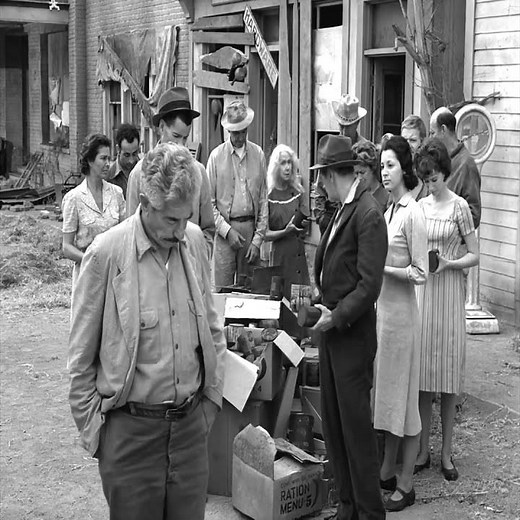 S05e07 The Old Man in the Cave - The Twilight Zone - Nov 8, 1963 sHORT 161