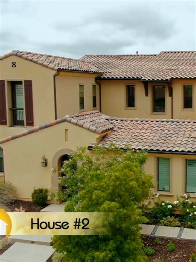 San Diego Real Estate: Kitchen Loading in Beach House