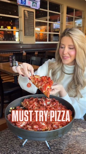 🍕✨ Get ready for a pizza revolution at BJ’s Restaurant & Brewhouse! Introducing our “Legendary Remix”—a delicious mashup of Detroit, Chicago, and New York styles! 🔥 Dive into a crispy, airy Detroit-inspired crust, loaded with premium toppings like cup-and-char pepperoni and roasted Italian sausage. Our hand-pressed, double-proofed dough and creamy whole-milk mozzarella take flavor and texture to the next level! Here are the pizzas I tried and loved: 1️⃣ Pepperoni Extreme: Double the cup-and-ch
